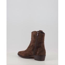 CECILE 2548