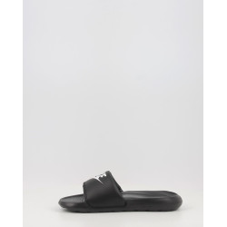 WMNS VICTORI CN9677