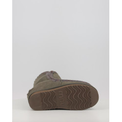 INNER WEDGE SHORT BIG LETTER LOGO