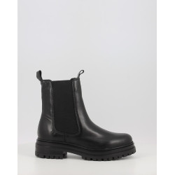 B 2577