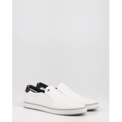 ICONIC SLIP ON SNEAKER