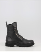 Botas